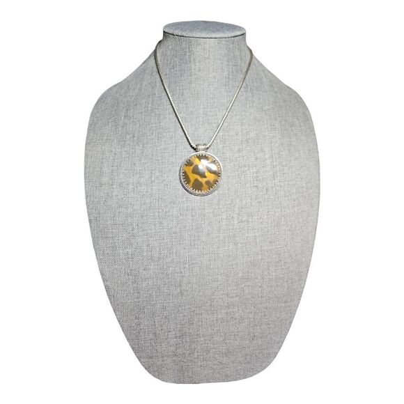 Vintage Tortoise Shell Aura Pendant Necklace - Picture 8 of 12